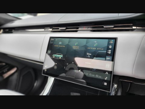 Land Rover Range Rover Sport AUTOBIOGRAPHY 35