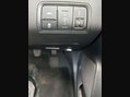 Hyundai i20 1.2 SE Launch Edition Hatchback 5dr Petrol Manual Euro 6 (s/s) (84 ps) BLUE 36