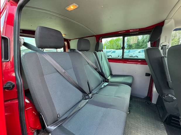 Volkswagen Transporter Crew Cab [SOLD SM] AUTO SWB T30 EDITION 2.0 150ps BMT L1H1 Kombi Air Con 16