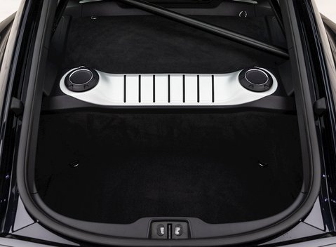 Porsche Cayman GT4 (718) 27