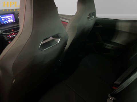 SEAT Arona 1.0 TSI FR Black Edition SUV 5dr Petrol DSG Euro 6 (s/s) (115 ps) Air Con - 19