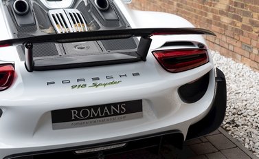 Porsche 918 Spyder 26
