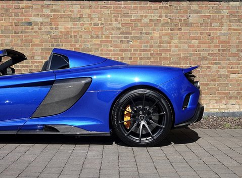 McLaren 675 LT Spider 32