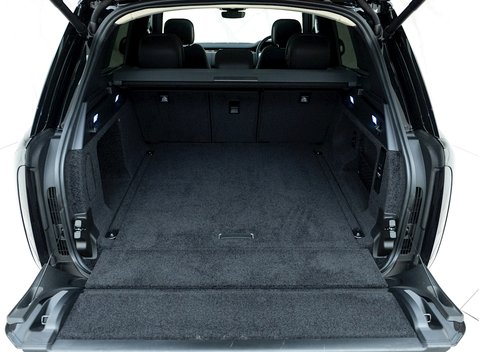 Land Rover Range Rover D300 SE 28