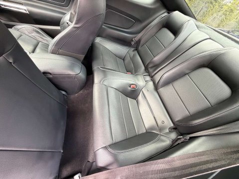 Ford Mustang 5.0 Mustang GT Auto 2dr 35