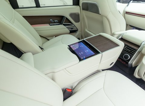 Land Rover Range Rover D350 AUTOBIOGRAPHY 15