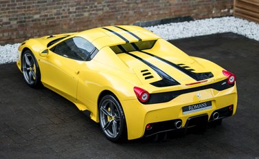 Ferrari 458 Speciale Aperta 11