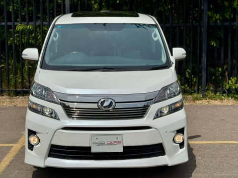 Toyota Vellfire G Edition V6 Sunroof 29