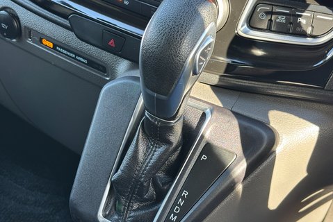 Ford Transit Custom 300 Active L1 170 ps Selectshift Panel Van - Tailgate & Twin Side Doors 39