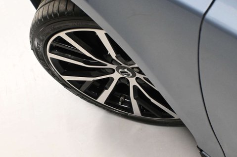 Volvo V40 1.5 V40 Inscription Edition T3 Auto 5dr 18