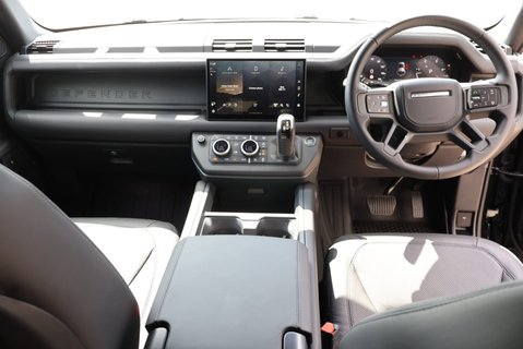 Land Rover Defender 110 2026 D350 HARD TOP X-DYNAMIC HSE REAR SEATS DECEMBER STOCK LANDING SOON  28