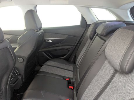 Peugeot 3008 1.6 3008 Allure Blue HDi S/S 5dr 39