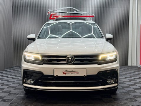 Volkswagen Tiguan 2.0 TDI BlueMotion Tech R-Line Euro 6 (s/s) 5dr 19