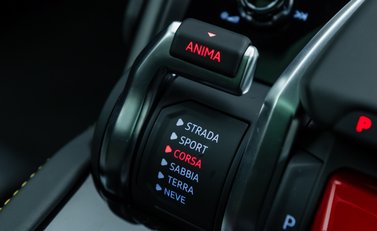 Lamborghini Urus S 26