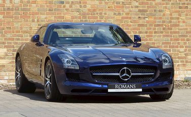 Mercedes-Benz SLS AMG 1