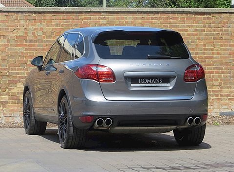 Porsche Cayenne Turbo 14