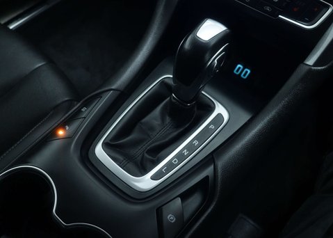 Ford Mondeo 2.0 Mondeo Titanium Edition HEV Auto 5dr 32