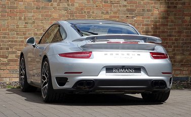 Porsche 911 (991) Turbo S 10