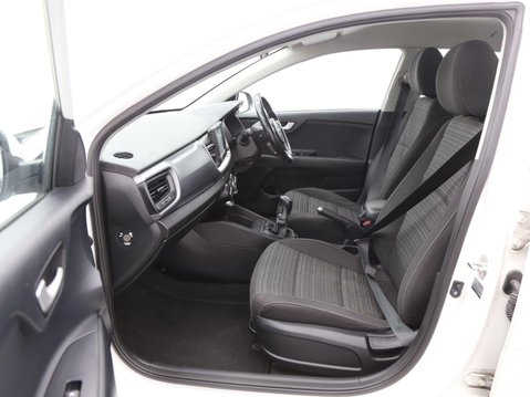 Kia Stonic 1.0 T-GDi 2 Euro 6 (s/s) 5dr 22