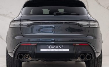 Porsche Macan S PDK 21
