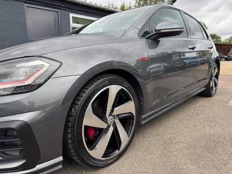 Volkswagen Golf GTI TSI DSG 22