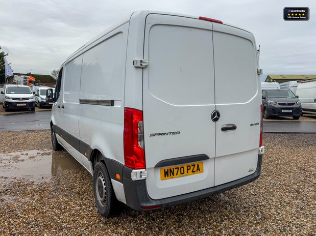 Mercedes-Benz Sprinter MWB L2H1 [SOLD CR] Low Roof 314 Sensors EURO 6 NO VAT SELECT 10