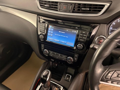 Nissan Qashqai 1.2 DIG-T Tekna XTRON Euro 6 (s/s) 5dr 18