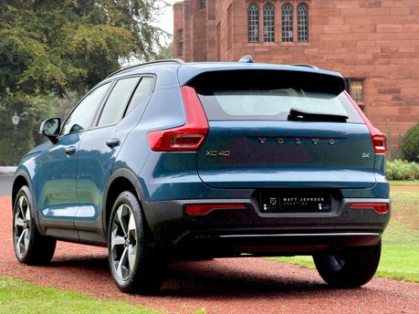 Volvo XC40 B4 PLUS 19
