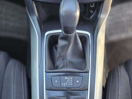 Peugeot 308 1.2 PureTech Allure Hatchback 5dr Petrol EAT Euro 6 (s/s) (130 ps) 11