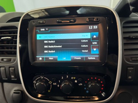 Renault Trafic 1.6 Trafic LL29 Sport Nav Energy dCi 24