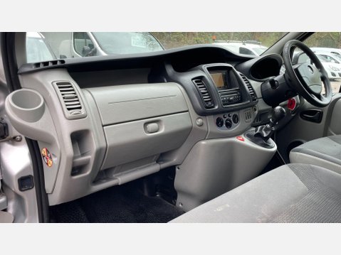 Vauxhall Vivaro 2.0 2700 CDTi FWD L1 4dr 32