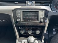Volkswagen Passat GT TDI BLUEMOTION TECHNOLOGY 18