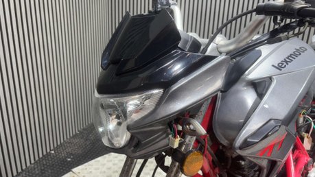 Lexmoto Venom 2016 125CC LEARNER BIKE PROJECT BIKE SPARES OR REPAIR 23