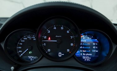 Porsche 718 Boxster Spyder 18