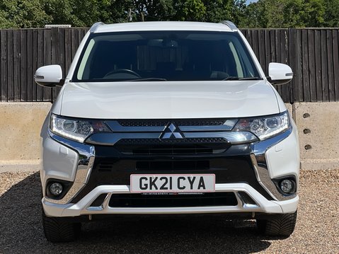 Mitsubishi Outlander PHEV DESIGN 7