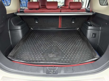 Mitsubishi Outlander 2.0h 12kWh GX5h SUV 5dr Petrol Plug-in Hybrid CVT 4WD Euro 6 (s/s) (200 ps) 35