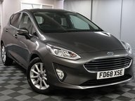 Ford Fiesta TITANIUM 19