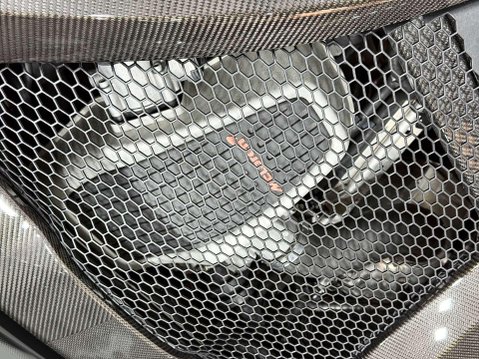 McLaren 570S 3.8 570s Coupe Semi-Auto 2dr 36