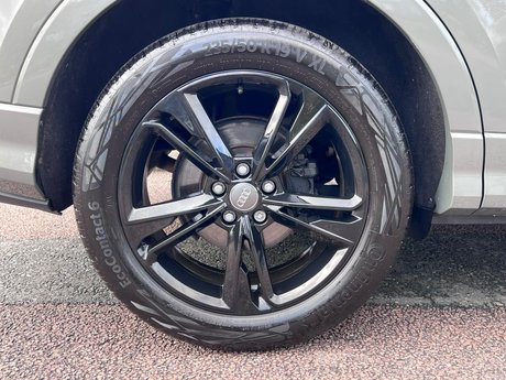 Audi Q3 1.5 TFSI CoD 35 S line S Tronic Euro 6 (s/s) 5dr 53
