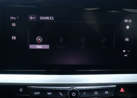 Vauxhall Mokka 50kWh Elite Nav Premium SUV 5dr Electric Auto (136 ps) 24