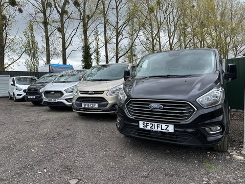 Ford Tourneo Custom Titanium TDCi 2