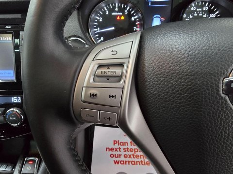 Nissan Qashqai 1.2 DIG-T N-Connecta 2WD Euro 6 (s/s) 5dr 36