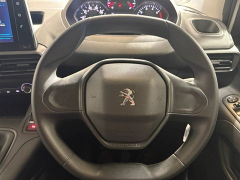 Peugeot Partner BLUEHDI PROFESSIONAL PREMIUM PLUS L1 15
