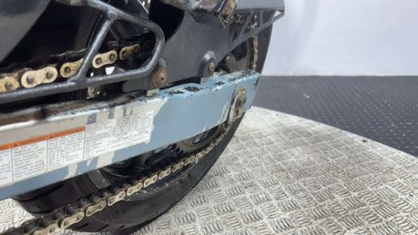 Suzuki GSX 2002 47K RUNNING PROJECT BIKE SPARES OR REPAIR 600CC COMMUTER 11