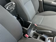 Suzuki Vitara SZ-T BOOSTERJET MHEV 28
