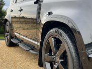 Land Rover Defender V8 14