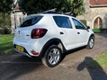 Dacia Sandero Stepway LAUREATE TCE 16