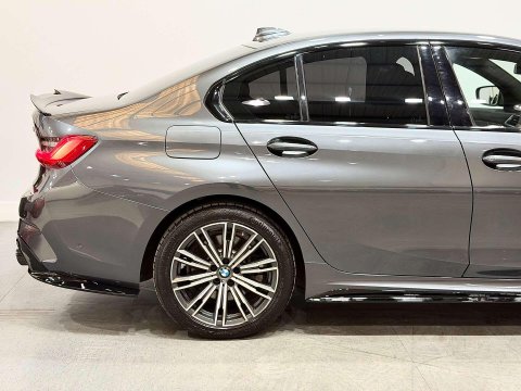 BMW 3 Series 2.0 330e 12kWh M Sport Saloon 4dr Petrol Plug-in Hybrid Auto Euro 6 (s/s) ( 20