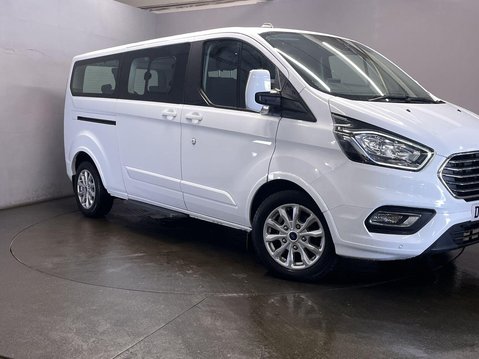 Ford Tourneo Custom 2.0 320 EcoBlue Titanium Minibus Double Cab 5dr Diesel Auto L2 Euro 6 (s/s) 1