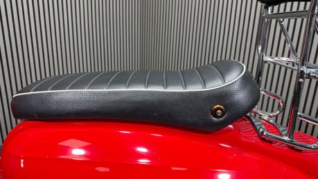 Royal Alloy GT LC 2018 ONLY 2K MODERN RETRO SCOOTER 200CC 19